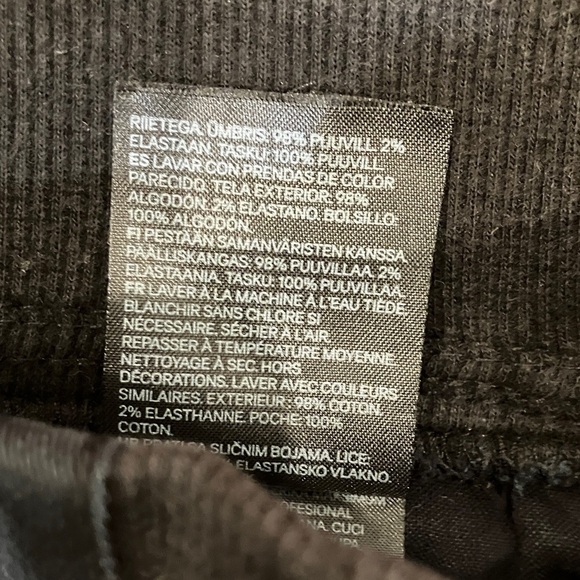 H & M men’s size Large skinny fit black cargo pants - FADED - Picture 4 of 16